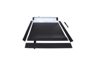 Manual roller shutter